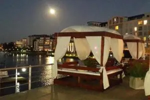 Studios de la bahia Nordelta - Benavídez