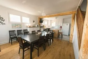 La Porte Rouge - Pointe a la Fregate