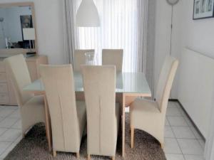 Bungalow in Breskens near the Beach