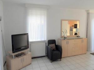 Bungalow in Breskens near the Beach