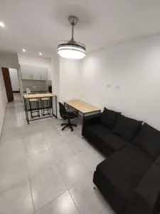 Moderno Departamento con Balcón y Vista al Atardecer - Colonia Elisa