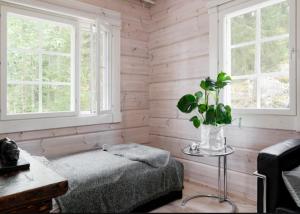 Trekkers Haven: Noux National Park Retreat