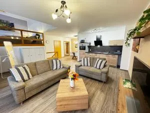 Galerie-Ferienwohnung "Im Schindlershof" - zentral und ruhig - 艾本施托克