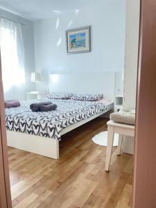 Apartments Mandre Vito
