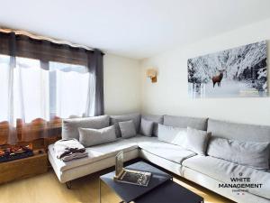 Chalets Le Cepe - Beau demi-chalet à lentrée de Courchevel Moriond MAE-8374