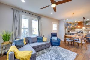 about 2 Mi to Dtwn San Antonio Comfy Home with Yard! - 3hvězdičkové hotely ve městě San Antonio