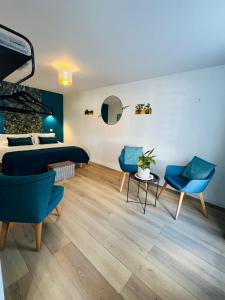 Les 2 caps studio beach