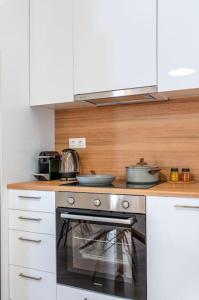 Luanas Charming Apart in Pagrati