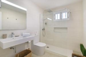 Casa Maresia, Playa Bastian Sea Views - Communal Swimming Pool