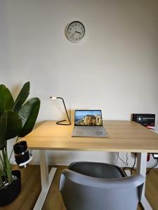 Stilvolle Wohnung mit Balkon & Parkplatz in Moers - Ideal für Business, Familien und Monteure nahe Düsseldorf