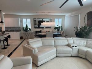 A Tranquil Haven with Elegance