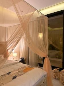 استديو مكتبي متكامل بحديقة و جلسة خارجية studio with desk for work with outdoor garden