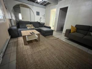 Appartements Appartement de charme 40m2 proche Centre Hospitalier Valenciennes : photos des chambres