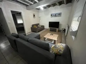 Appartement de charme 40m2 proche Centre Hospitalier Valenciennes - 珀蒂福雷