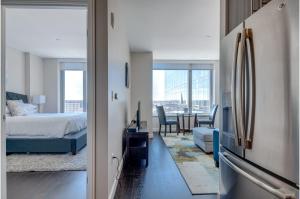 Entire Apt Downton Seaport