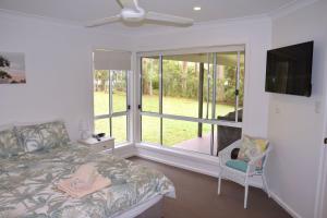 Hughs Hideaway Arakoon