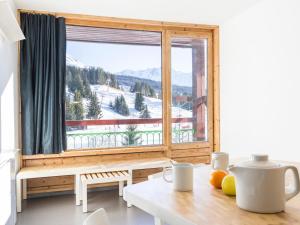 Appartement rénové 3 pièces cabine · Ski aux pieds · Balcon - FR-1-346-331