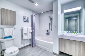 Luxury Apt Kendall Sq with Amenities