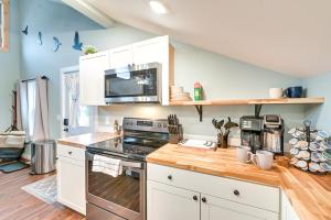 Old Forge Studio: Close to Lakes & Hiking Trails