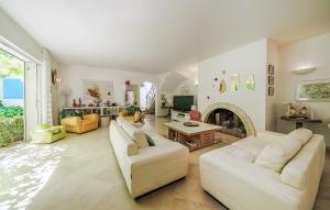 Maisons de vacances Cozy Home In Aix-En-Provence With Wifi : photos des chambres
