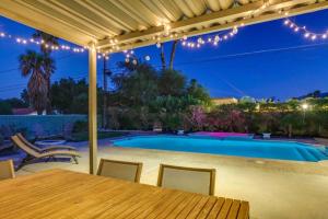 Relax at the 3BR Tranquil Oasis in Palm Springs