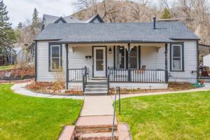 1BR Quiet Neighborhood & Nearby Parks