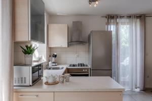 Apartments with parking space Zadar - 23532