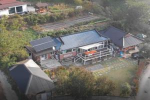 Hadong moonlight hanok