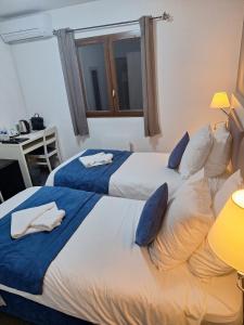 Hotels Hotel Les Alizes : photos des chambres