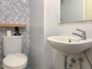 Compact Minimalist Studio at Tokyo Riverside PIK 2 Apartment By Travelio