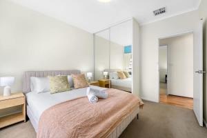 Magnificent Beachside Living at Heart of Mornington