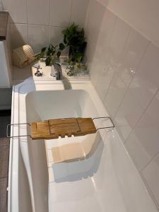 Seaside Escape Rockingham