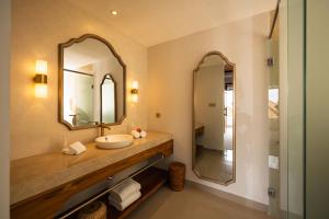 Puri Kantor Legacy - Heritage Palace