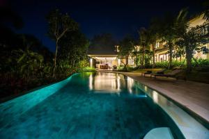 Luxury Bella Vista Villa