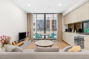 Central City Oasis Modern & Stylish