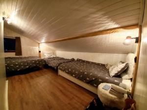 Appartements Chaleureux duplex renove avec terrasse au Raffort, Pralognan - FR-1-464-240 : photos des chambres