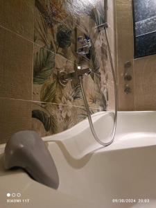 warm bubble n z heart of Cairo