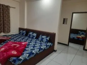 Hanumant kripa geust house only for family - Ujjain