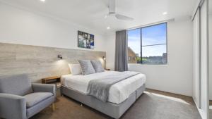 Coffs Harbour Beach Escape -Pet Friendly, Pool, Spa, Tennis, Near Beach