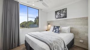 Coffs Harbour Beach Escape -Pet Friendly, Pool, Spa, Tennis, Near Beach