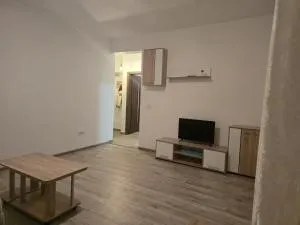 CRIS AND RAFAEL apartament - Stoeneşti