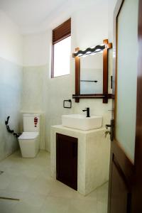 Coconut Style Restaurant & Milinda Guest