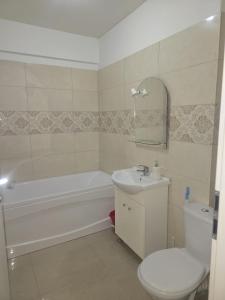 CRIS AND Rafael studio1