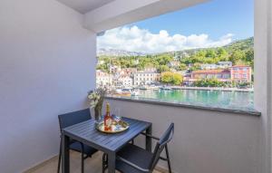 Stunning Home In Jablanac With House Sea View 