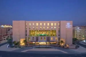 DoubleTree By Hilton Doha - Al Sadd - Abū Samrah