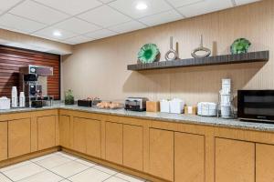 suburban studios slidell i 10