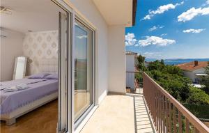 Cozy Home In Crikvenica With Wifi