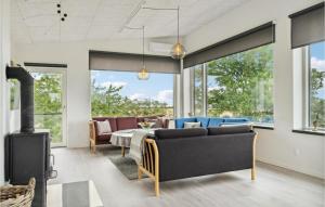 Gorgeous Home In Ebberup With Wifi