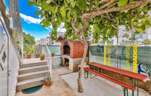 2 Bedroom Lovely Apartment In Trogir