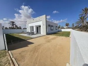 Villa djerba bord de mer - Санго